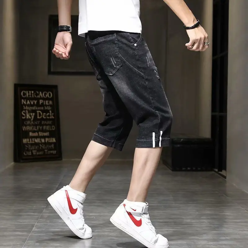 Одежда Y2k Man 2000-х годов Лето в тонкую полоску Мужские свободные повседневные шорты Корейские джинсовые роскошные брюки до колена с эластичной резинкой на талии Черные джинсы Мужские
Одежда Y2k Man 2000-х годов Лето в тонкую полоску Мужские свободные повседневные шорты Корейские джинсовые роскошные брюки до колена с эластичной резинкой на талии Черные джинсы Мужские