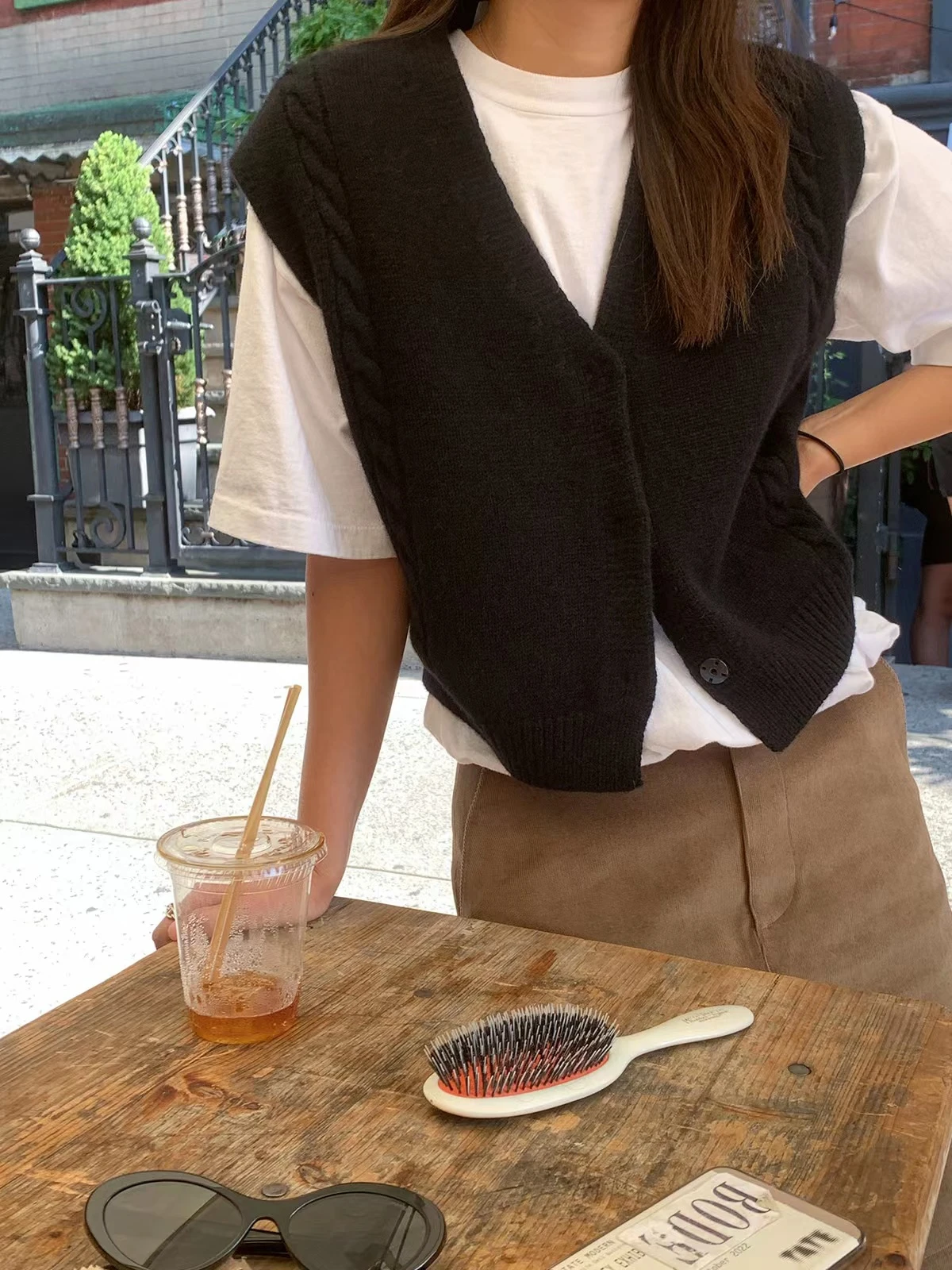 Жилет-кардиган Haag Direct из шерсти альпаки с V-образным вырезом, укороченный, в корейском стиле, для повседневной носки, из смесовой шерсти, вязаный
Жилет-кардиган Haag Direct из шерсти альпаки с V-образным вырезом, укороченный, в корейском стиле, для повседневной носки, из смесовой шерсти, вязаный