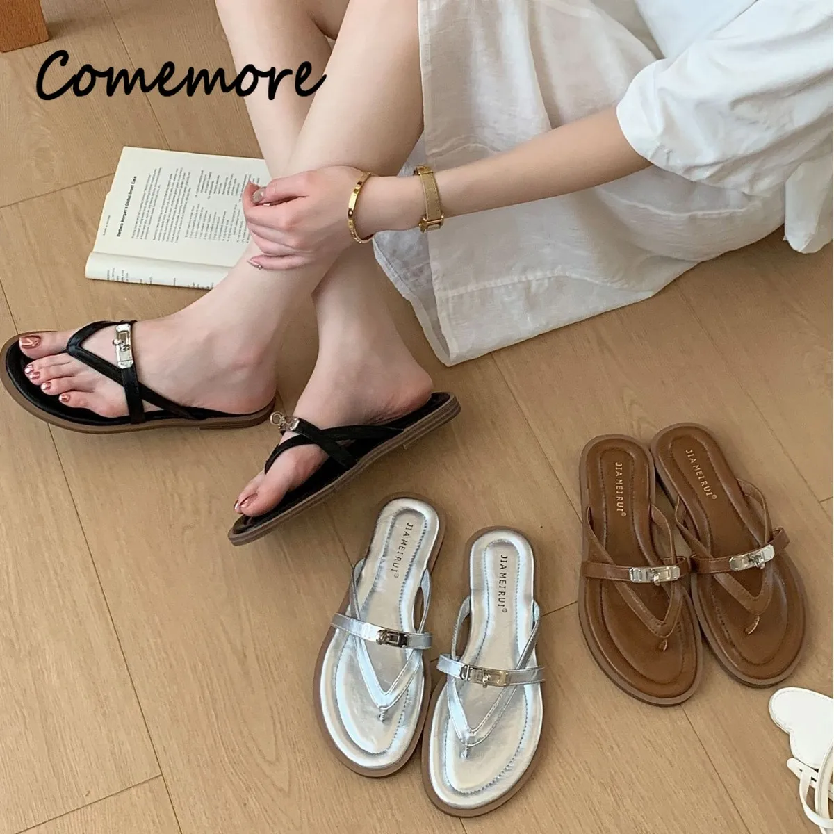 Comemore Women Metal Decor Flip Flops Summer Fashion Beach Vacation Outside Flat Sandals Clip Toe Slippers Ladies Slide Sheos
Comemore Women Metal Decor Flip Flops Summer Fashion Beach Vacation Outside Flat Sandals Clip Toe Slippers Ladies Slide Sheos