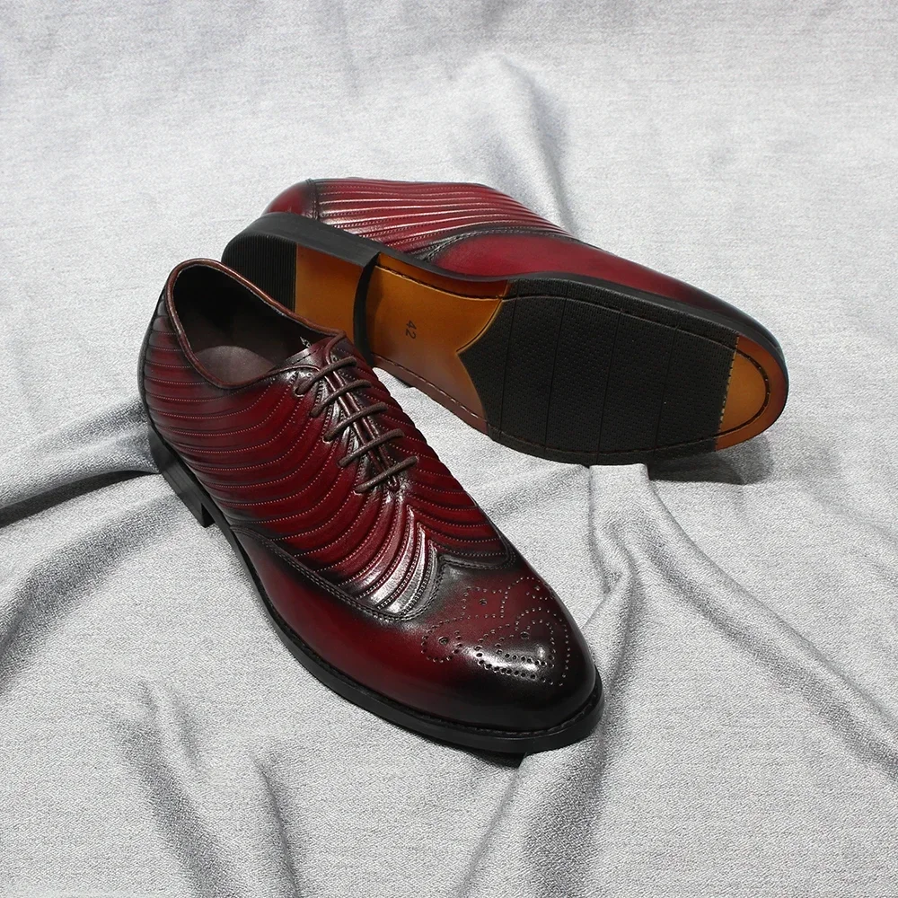 Men's Genuine Leather Oxford Lace-Up Dress Shoes Brogue Wingtip Design for Wedding Party Office Formal Wear Fashionable Footwear
Men's Genuine Leather Oxford Lace-Up Dress Shoes Brogue Wingtip Design for Wedding Party Office Formal Wear Fashionable Footwear