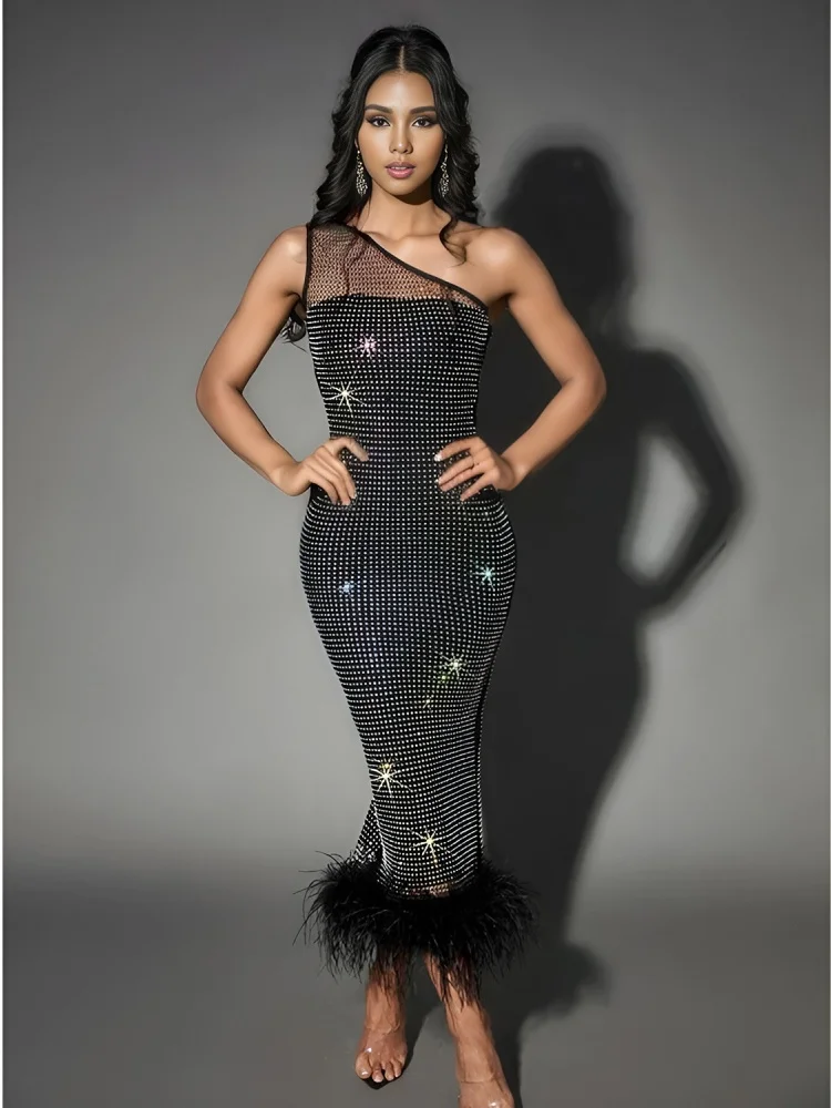 Sister Star Fashion Casual Women's One-shoulder Mesh Hot Diamond Feather Bandage Dress Wholesale Temperament Commuter Dresses
Sister Star Fashion Casual Women's One-shoulder Mesh Hot Diamond Feather Bandage Dress Wholesale Temperament Commuter Dresses