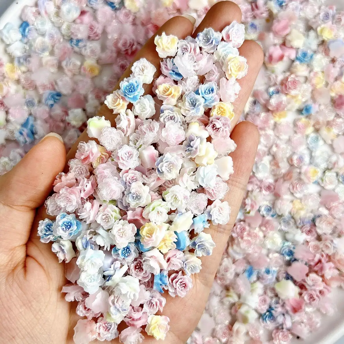 3D Resin Fine Glitter Colorful Flower Nail Art Decoration Luminous Gradient Color Camellia Nail Charms Supplies for DIY Crafts
3D Resin Fine Glitter Colorful Flower Nail Art Decoration Luminous Gradient Color Camellia Nail Charms Supplies for DIY Crafts