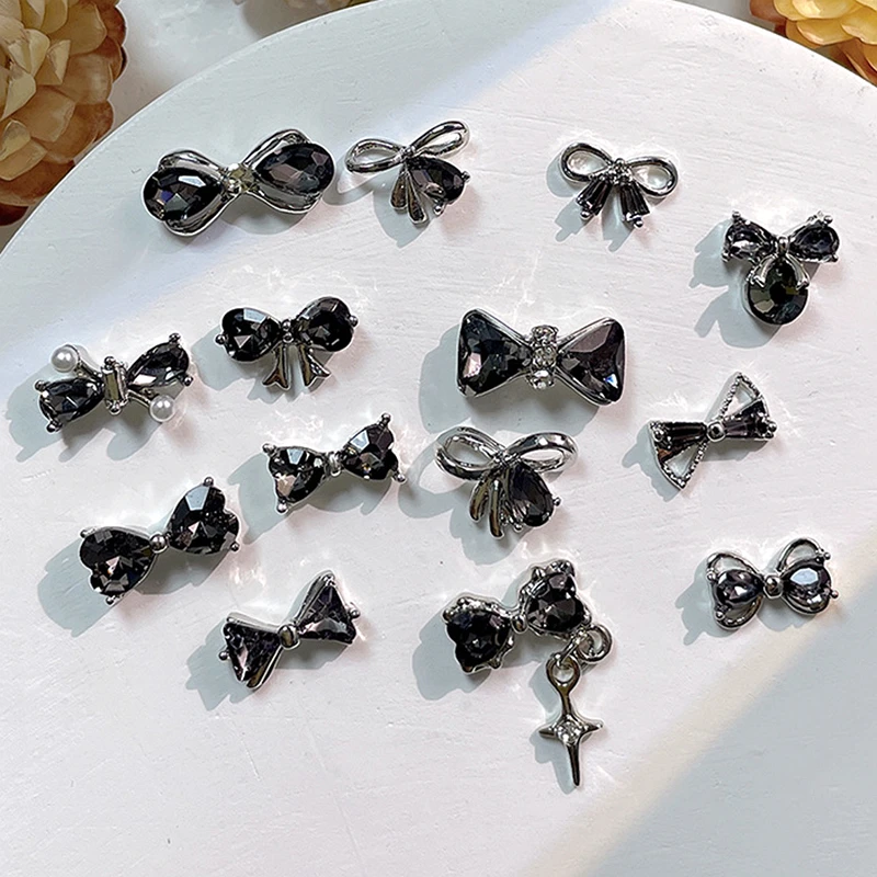 10PCS Sweet Cool 3D Luxury Alloy Bow Nail Art Charms Black Rhinestone Bowknot Accessories For Manicure Nails Decoration Supplies
10PCS Sweet Cool 3D Luxury Alloy Bow Nail Art Charms Black Rhinestone Bowknot Accessories For Manicure Nails Decoration Supplies