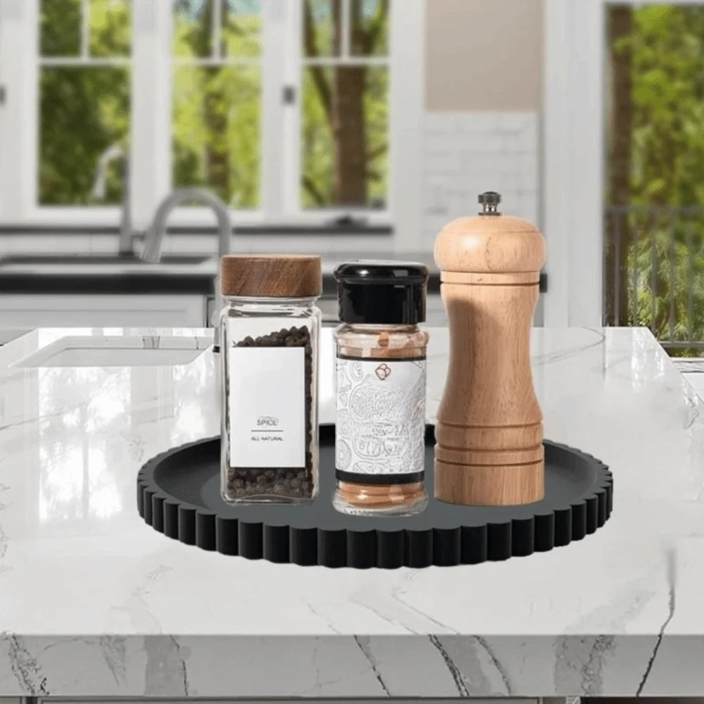 Полосатый силиконовый поднос для хранения украшений: креативный дизайн, декоративная тарелка, экономия места, высококачественный реквизит для демонстрации ожерелий
Полосатый силиконовый поднос для хранения украшений: креативный дизайн, декоративная тарелка, экономия места, высококачественный реквизит для демонстрации ожерелий