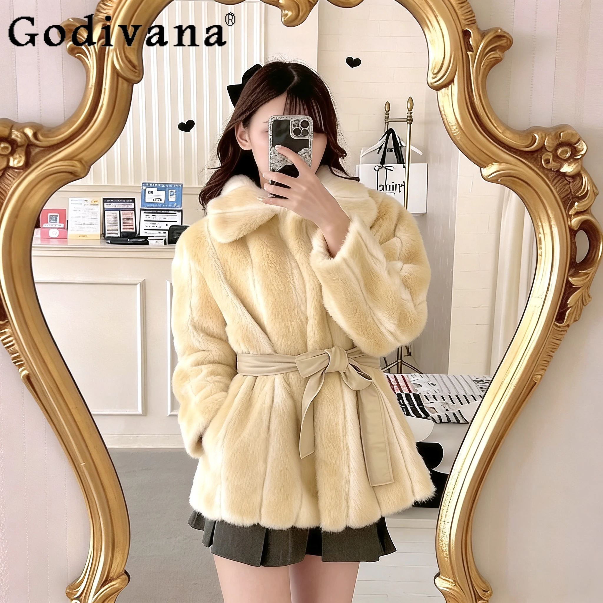 Winter New Lady Japanese Style Fashion Plush Coat 2025 New Women Loose Slimming Soft Warm Thickened Faux Fur Jacket Fur Coat
Winter New Lady Japanese Style Fashion Plush Coat 2025 New Women Loose Slimming Soft Warm Thickened Faux Fur Jacket Fur Coat