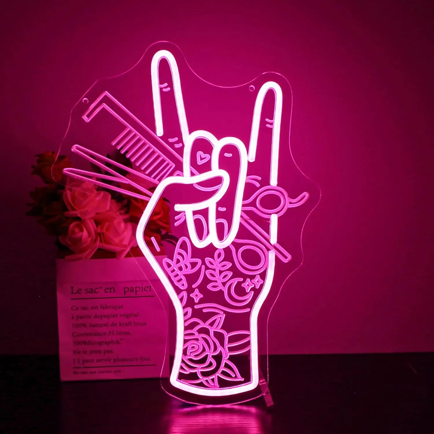 Carved Scissors Neon Sign USB Dimmable LED Neon Light for Salon Barbershop Makeup Room Bedroom Decorations personnalisé Gift
Carved Scissors Neon Sign USB Dimmable LED Neon Light for Salon Barbershop Makeup Room Bedroom Decorations personnalisé Gift