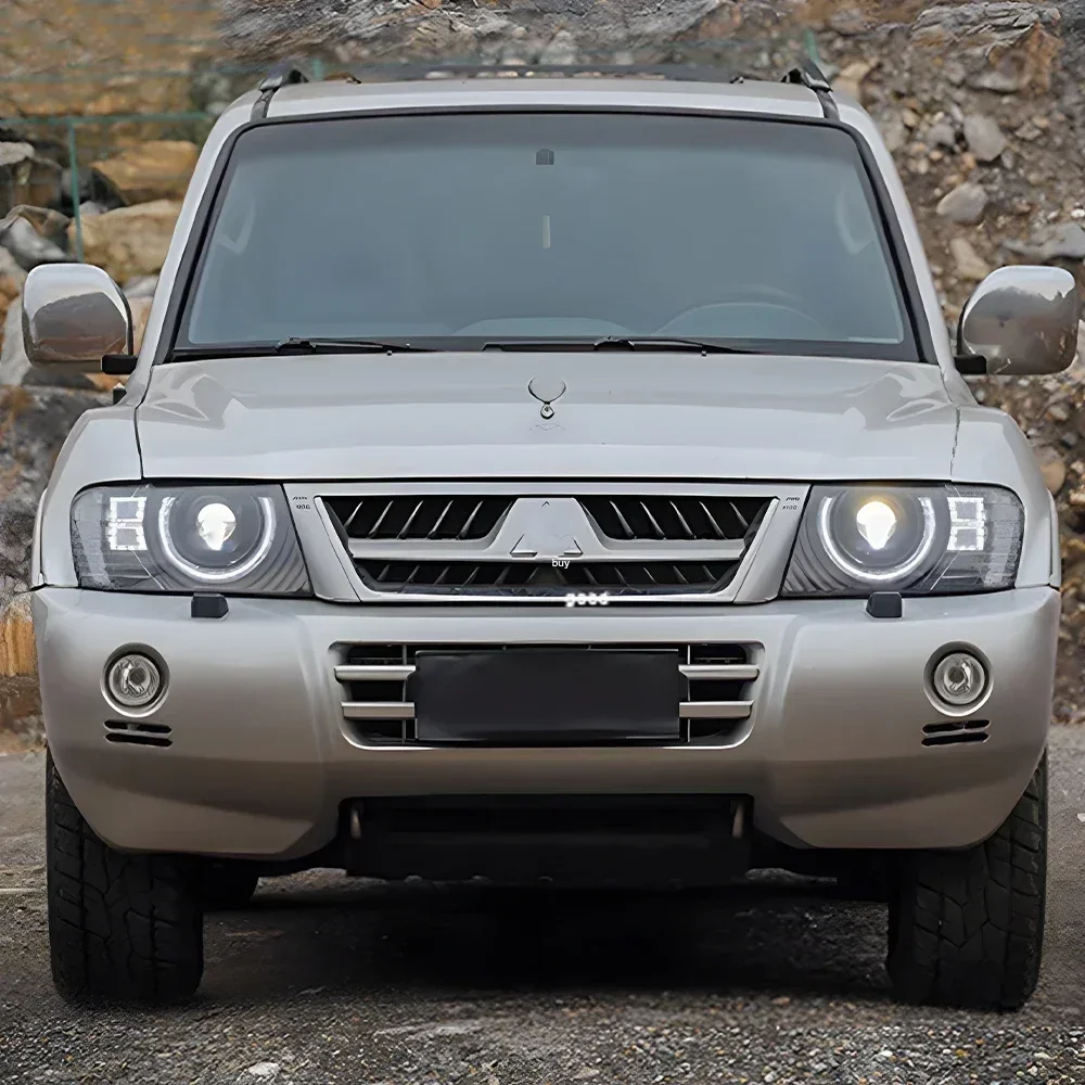 For Mitsubishi Pajero V73 2004-2014 Car Assembly Upgrade LED Defender Style Dynamic Projector Lens Auto Headlights Accessories 
For Mitsubishi Pajero V73 2004-2014 Car Assembly Upgrade LED Defender Style Dynamic Projector Lens Auto Headlights Accessories