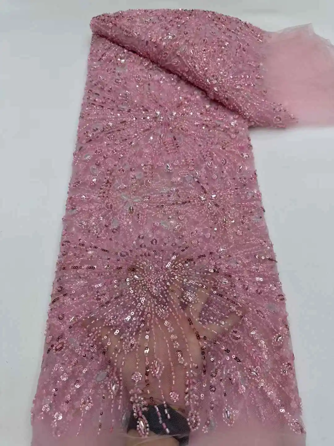 Luxury Pink French Tulle Lace Fabric Luxury Sequins Beads for Bridal Dress Nigerian Groom High Quality African Wedding Gown
Luxury Pink French Tulle Lace Fabric Luxury Sequins Beads for Bridal Dress Nigerian Groom High Quality African Wedding Gown