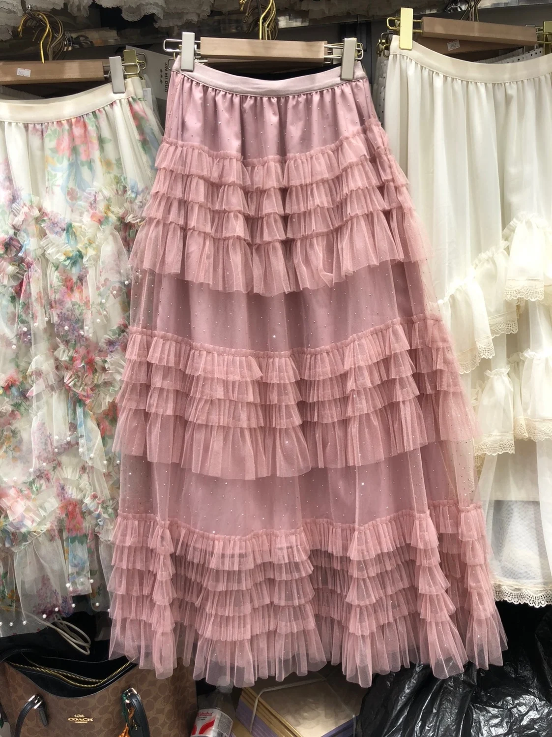 Sweet Style Heavy Embellished Lace Cake Skirt Long Girls Fashion Age-Defying Half Skirt White Multi-layered Tulle Skirt
Sweet Style Heavy Embellished Lace Cake Skirt Long Girls Fashion Age-Defying Half Skirt White Multi-layered Tulle Skirt