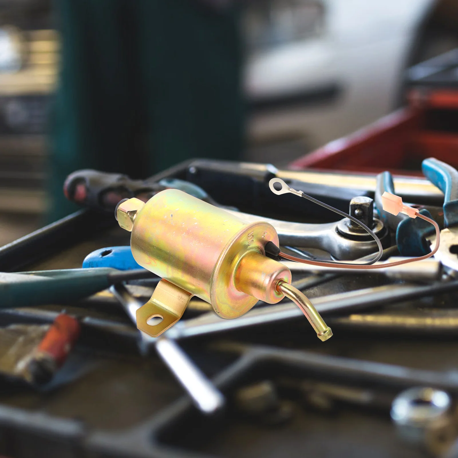 1 set Electronic Fuel Pump 12V Self-priming Car Boat Accessories Solid Petrol Pump Electric Refit Stable Suction Plunger Supply
1 set Electronic Fuel Pump 12V Self-priming Car Boat Accessories Solid Petrol Pump Electric Refit Stable Suction Plunger Supply