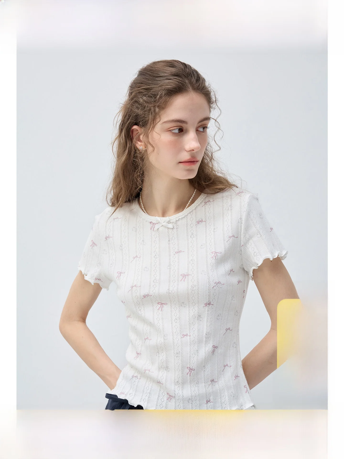 plus Size Women's T-Shirt Knot Short Sleeve Sweet Style round Neck Knitted Top Slimming Wood Grain Shoulder
plus Size Women's T-Shirt Knot Short Sleeve Sweet Style round Neck Knitted Top Slimming Wood Grain Shoulder