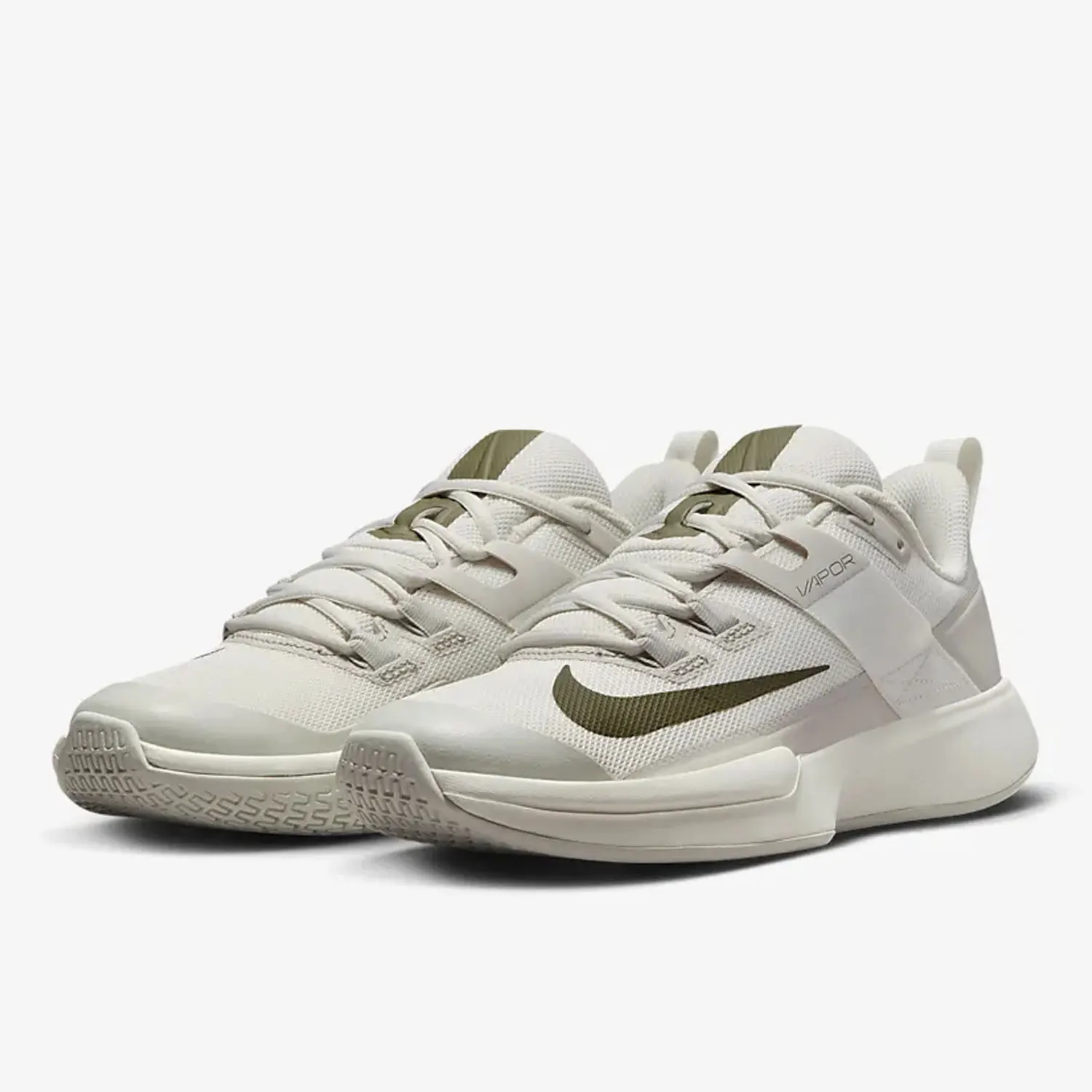 Nike Genuine VAPOR LITE HC Women's Sports Tennis Shoe DC3431-102
Nike Genuine VAPOR LITE HC Women's Sports Tennis Shoe DC3431-102