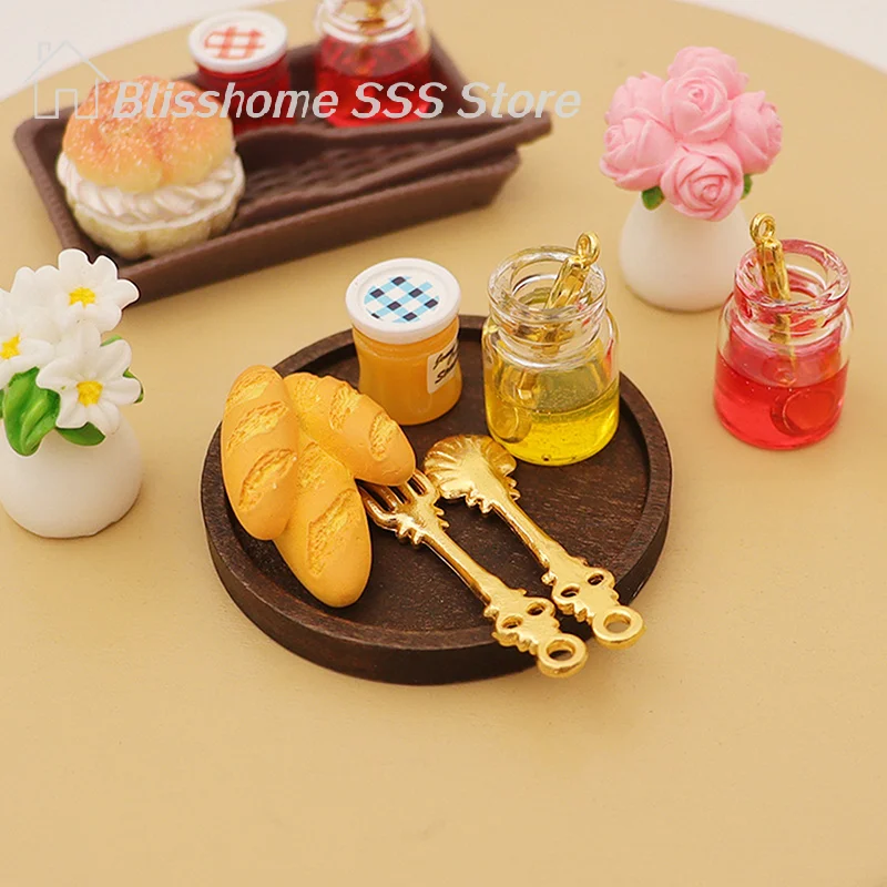 【S】5Pcs 1/1 Dollhouse Simulation Mini Glass Jar Jam Model Dollhouse Kitchen Decoration Dolls House Micro Scene Photo Props
【S】5Pcs 1/1 Dollhouse Simulation Mini Glass Jar Jam Model Dollhouse Kitchen Decoration Dolls House Micro Scene Photo Props