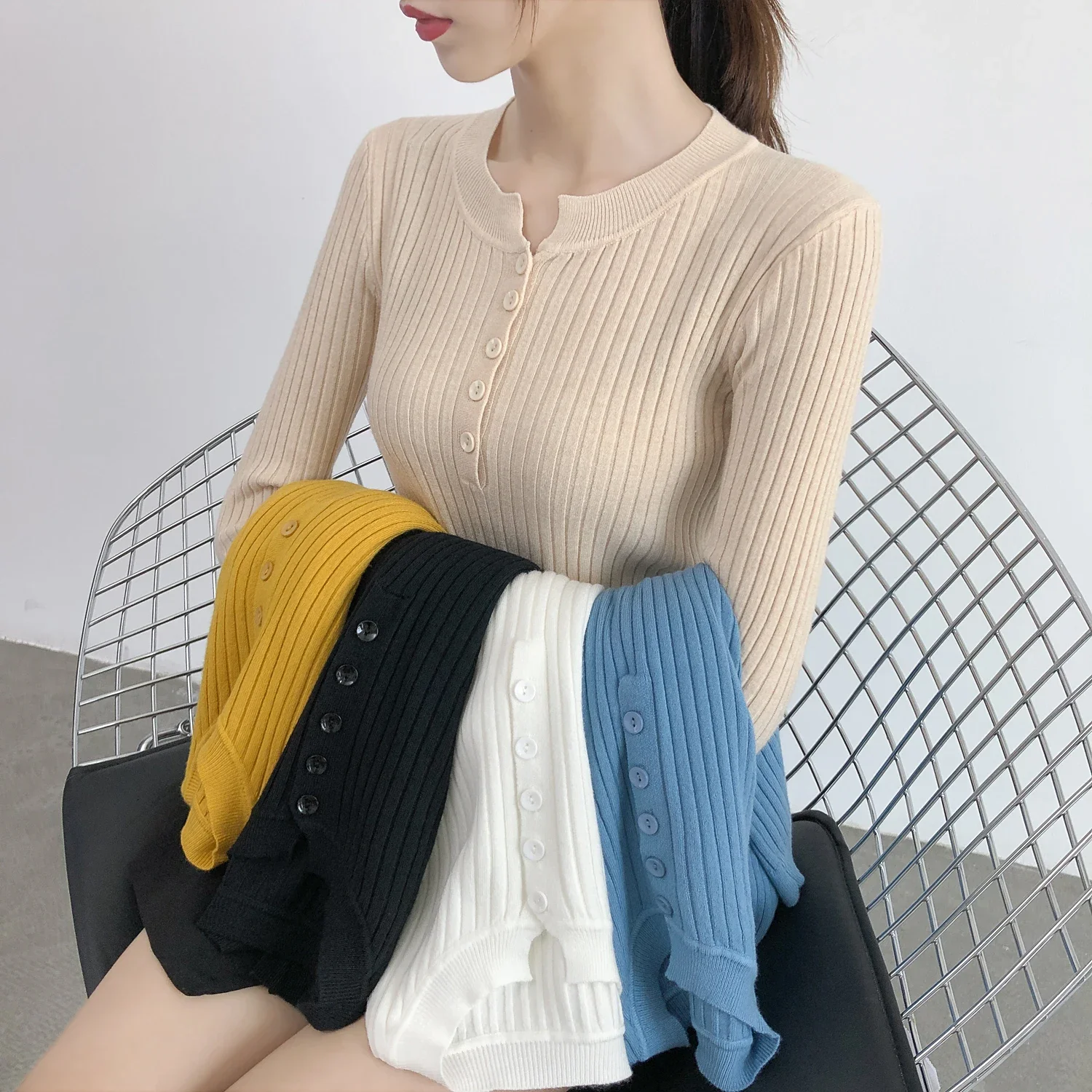 Autumn Winter O-neck Knitted Women Base Sweater Slim Solid Elegant Casual Pullover Thin Tops Fashion Button Lady Clothes 31107
Autumn Winter O-neck Knitted Women Base Sweater Slim Solid Elegant Casual Pullover Thin Tops Fashion Button Lady Clothes 31107