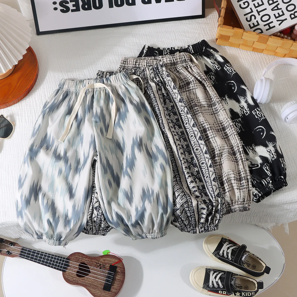 Tie-Dye Kids Summer Mosquito Pants Ice Silk Breathable Balloon Trousers Leisure and Comfortable 1-10Y Children’s Clothing
Tie-Dye Kids Summer Mosquito Pants Ice Silk Breathable Balloon Trousers Leisure and Comfortable 1-10Y Children’s Clothing