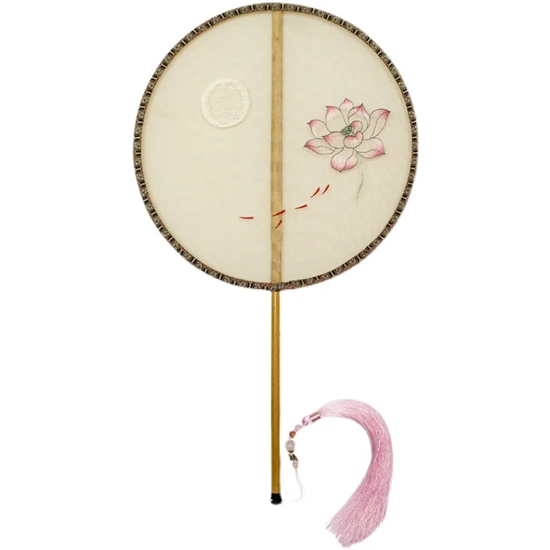 Pure handmade Suzhou embroidery group fan antique silk double-sided embroidery retro embroidery wedding happy fan bride fan
Pure handmade Suzhou embroidery group fan antique silk double-sided embroidery retro embroidery wedding happy fan bride fan