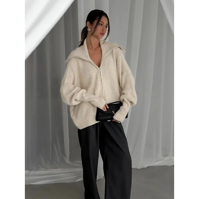 Chic Lapel Zipper Kintted Sweater Lady Casual Solid Long-sleeved Loose Cropped Sweaters 2026 Women Spring Daily Commute Cardigan
Chic Lapel Zipper Kintted Sweater Lady Casual Solid Long-sleeved Loose Cropped Sweaters 2026 Women Spring Daily Commute Cardigan