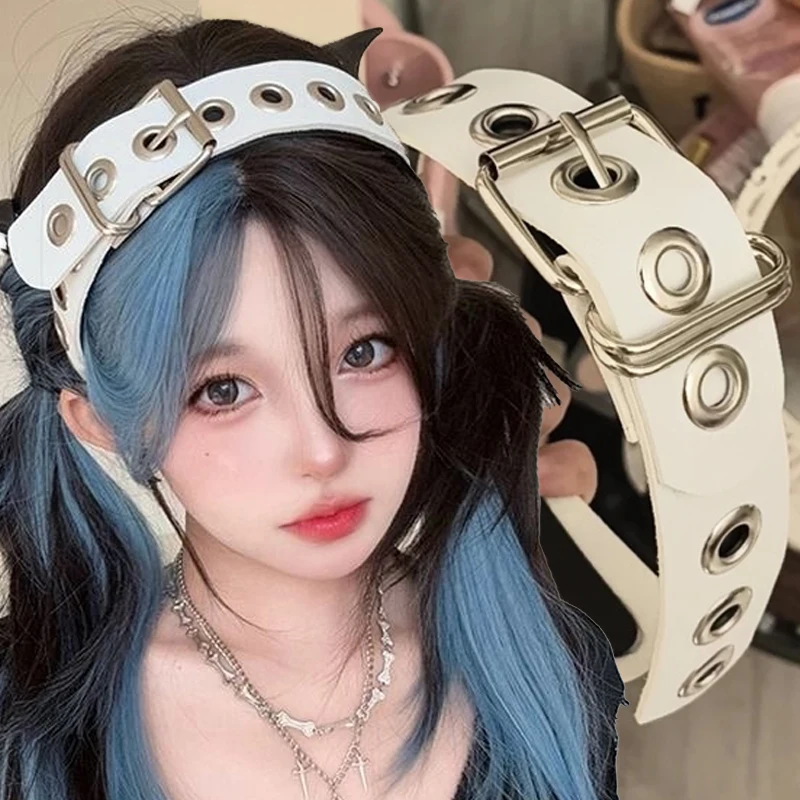Subculture Hip Hop Rock Hairband Gothic Punk Leather Buckle Hair Hoop Headband Harajuku Y2K Girls Hollow Out Dark Black Headwear
Subculture Hip Hop Rock Hairband Gothic Punk Leather Buckle Hair Hoop Headband Harajuku Y2K Girls Hollow Out Dark Black Headwear