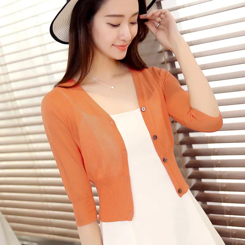 Spring Women's Short Cardigans Korean Fashion Solid Knitted Blouses V-Collar Three Quarter Sleeved Slim Casual Thin Women L120
Spring Women's Short Cardigans Korean Fashion Solid Knitted Blouses V-Collar Three Quarter Sleeved Slim Casual Thin Women L120