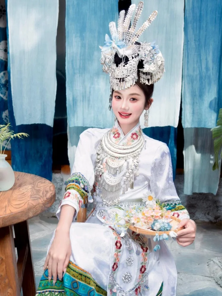 Chinese Miao Summer Ethnic Minority Tujia Travel Photography Performance Costume
Chinese Miao Summer Ethnic Minority Tujia Travel Photography Performance Costume