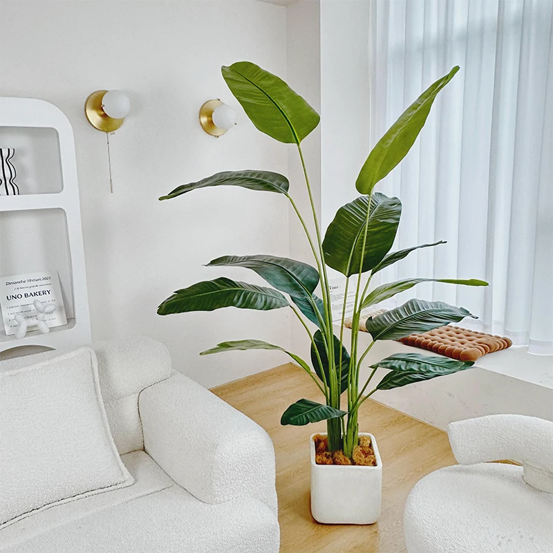 Fake green plants high-end light luxury living room indoor bionic plant ornaments under the stairs simulation of green plant
Fake green plants high-end light luxury living room indoor bionic plant ornaments under the stairs simulation of green plant