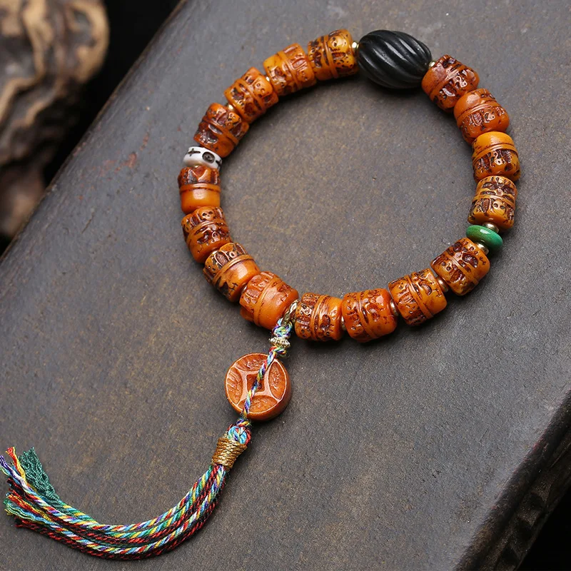 Tibetan Reflux Bone Carving Adai Handstring Tibetan Style Artifacts Obsidian Stone Agate Corpse Tara Buddha Bead Bracelet
Tibetan Reflux Bone Carving Adai Handstring Tibetan Style Artifacts Obsidian Stone Agate Corpse Tara Buddha Bead Bracelet