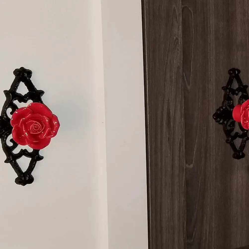Набор из 6 керамических ручек для шкафов в форме розы, креативные ручки-цветы для ящиков и дверей, фурнитура для шкафов и гардеробов
Набор из 6 керамических ручек для шкафов в форме розы, креативные ручки-цветы для ящиков и дверей, фурнитура для шкафов и гардеробов
