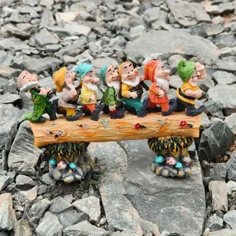 Outdoor Garden Ornament Snow White and The Seven Dwarfs Disney Resin Dwarf Statue Home Decor Children's Birthday Gift
Outdoor Garden Ornament Snow White and The Seven Dwarfs Disney Resin Dwarf Statue Home Decor Children's Birthday Gift