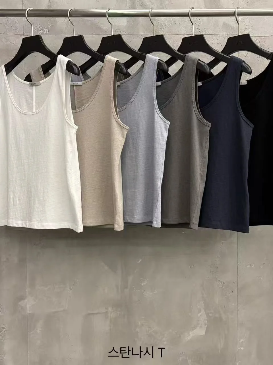 Mute Home Three-Color Cotton Linen Vest Versatile Slimming Korean Style round Neck H-Shape Vest for Women Spring Season
Mute Home Three-Color Cotton Linen Vest Versatile Slimming Korean Style round Neck H-Shape Vest for Women Spring Season