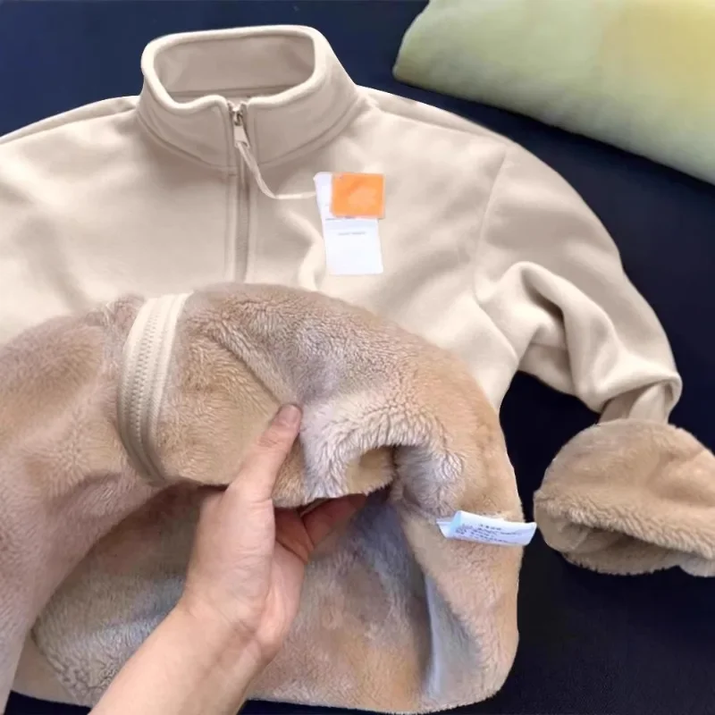 Утолщенная зимняя ветрозащитная куртка на флисовой подкладке, женское пальто с воротником-стойкой и молнией, теплый свитшот, двусторонние флисовые парки
Утолщенная зимняя ветрозащитная куртка на флисовой подкладке, женское пальто с воротником-стойкой и молнией, теплый свитшот, двусторонние флисовые парки