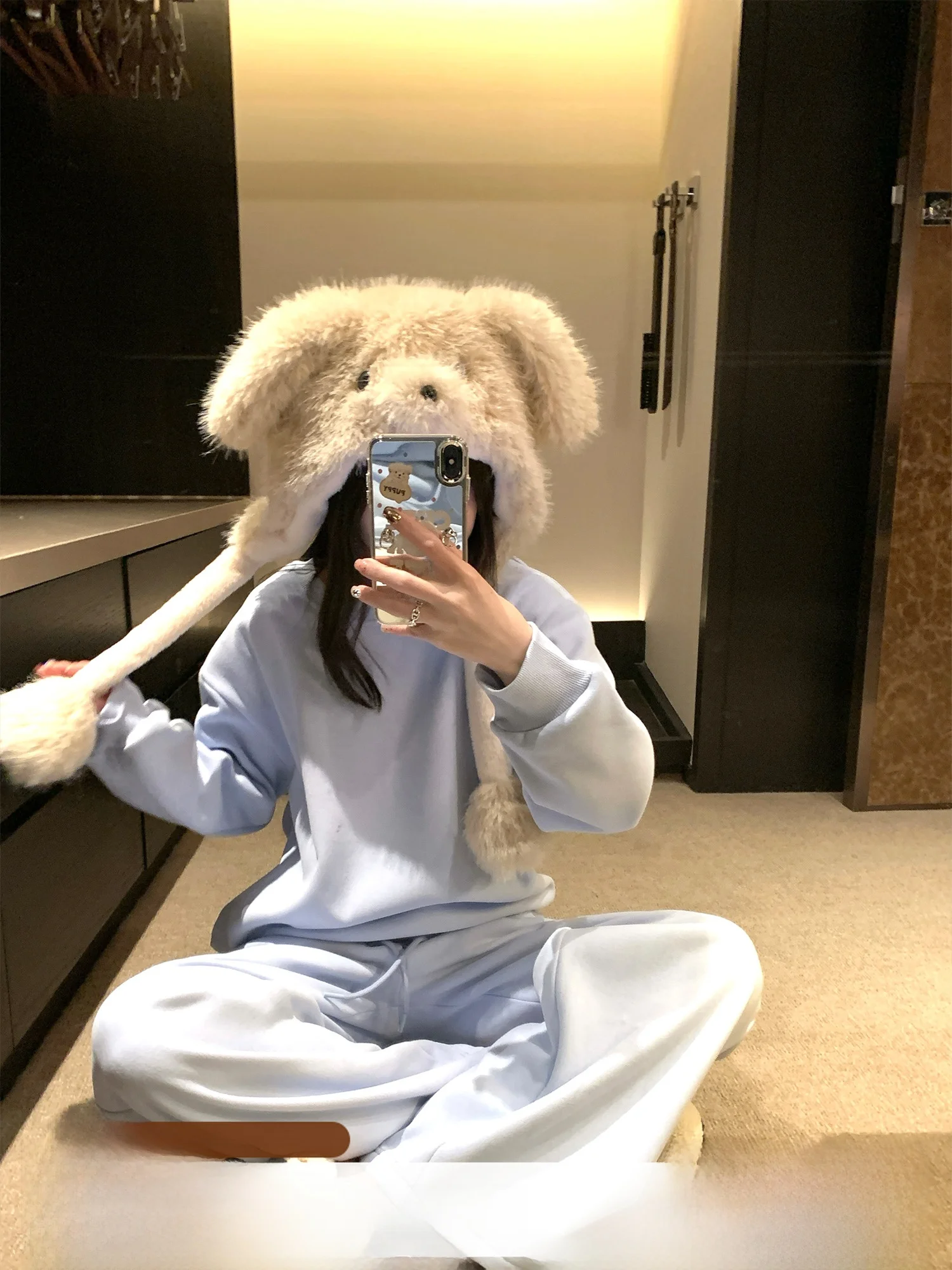 Модный комплект: свитшот и свободные прямые брюки для женщин, с длинными рукавами, круглым вырезом, повседневный стиль, весна-осень-зима, большие размеры
Модный комплект: свитшот и свободные прямые брюки для женщин, с длинными рукавами, круглым вырезом, повседневный стиль, весна-осень-зима, большие размеры