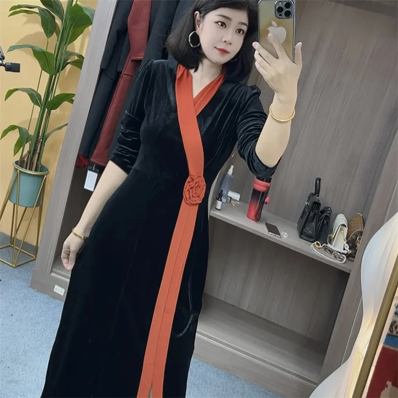 Women's 2024 Autumn Winter New Dresses Noble Cheongsam Autumn And Winter Middle-Aged Female Gold Velvet Dress Mother Dress W
Women's 2024 Autumn Winter New Dresses Noble Cheongsam Autumn And Winter Middle-Aged Female Gold Velvet Dress Mother Dress W