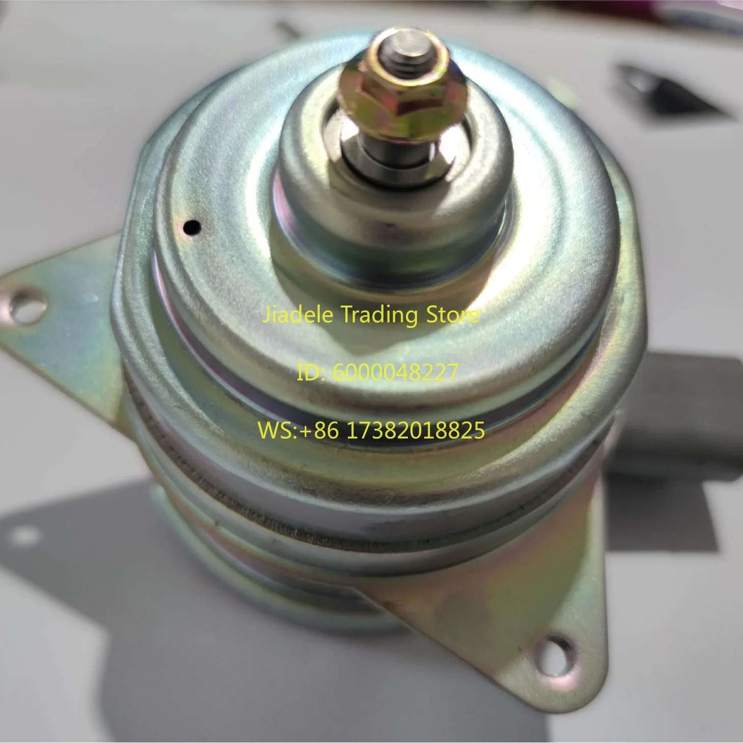 Car radiator fan motor 2G670-000724
Car radiator fan motor 2G670-000724
