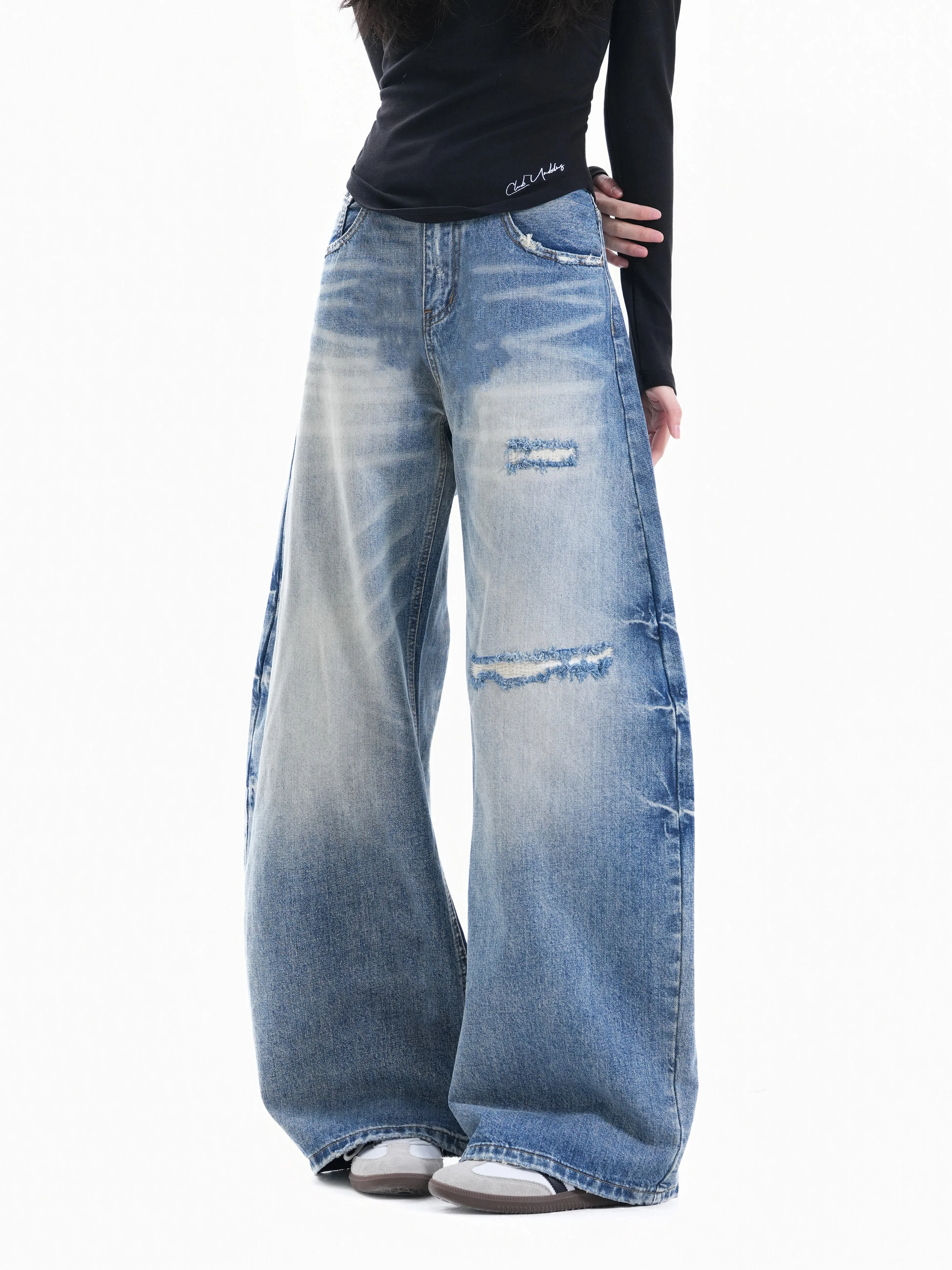 Retro American Washed Distressed Denim Jeans Loose Fit Wide Leg Pants for Men And Women Casual Trendy Design Natural Waist
Retro American Washed Distressed Denim Jeans Loose Fit Wide Leg Pants for Men And Women Casual Trendy Design Natural Waist