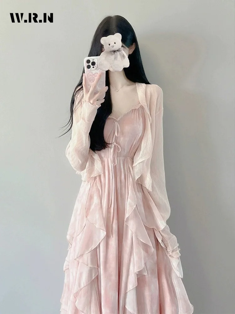 Sweet Style V-Neck Suspender Pink Midi Dresses 2025 Spring Women's Fairy Sleeveless Chiffon Chic Solid Folds Elegant Dress
Sweet Style V-Neck Suspender Pink Midi Dresses 2025 Spring Women's Fairy Sleeveless Chiffon Chic Solid Folds Elegant Dress