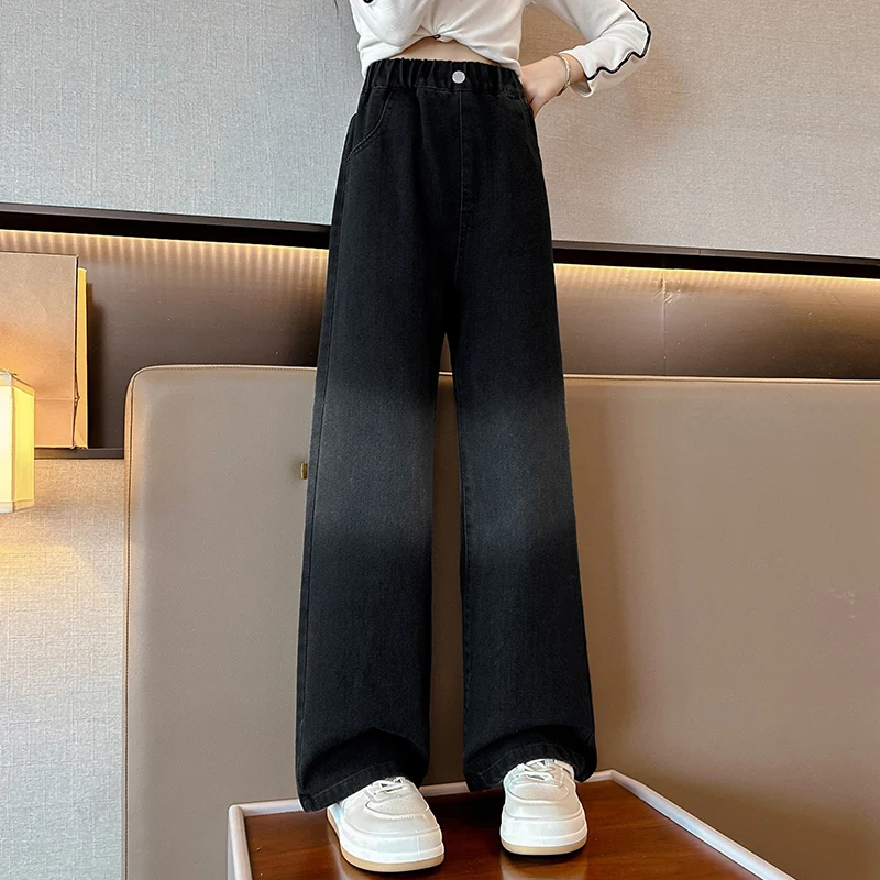 Children's clothing, girls' jeans, spring and autumn seasons, children's fashionable long pants, and youth pants
Children's clothing, girls' jeans, spring and autumn seasons, children's fashionable long pants, and youth pants