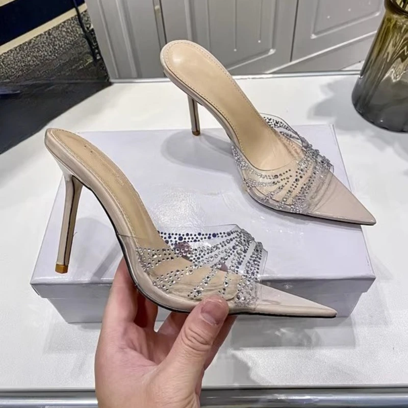 Women's slippers summer new fashionable banquet fine heel transparent rhinestone exposed toe pointed high-heeled women's sandals
Women's slippers summer new fashionable banquet fine heel transparent rhinestone exposed toe pointed high-heeled women's sandals