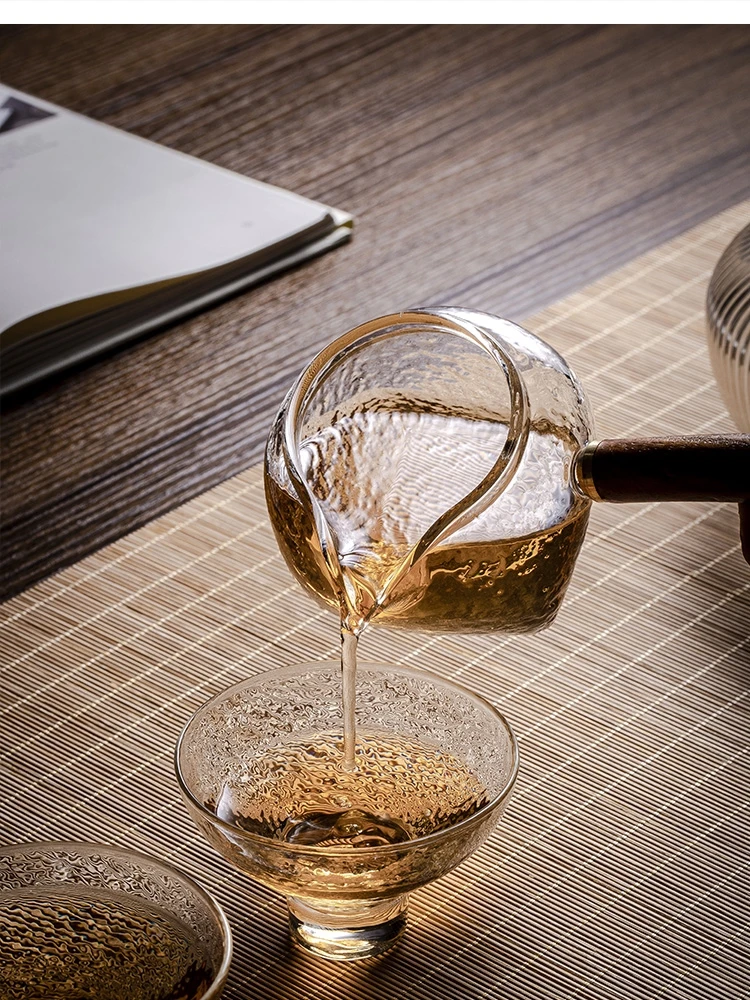 Glass handle pouring teacup heat-resistant handmade wooden tea kelp dispenser household set accessories
Glass handle pouring teacup heat-resistant handmade wooden tea kelp dispenser household set accessories