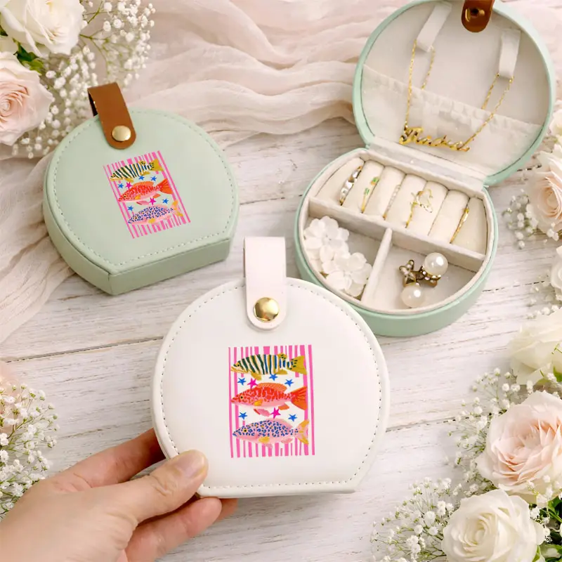 Maximalist Tropical Fish Trio Fish Lover Gift Round Jewelry Storage Box Travel Jewelry Box Smooth Leather Surface Fashion Bags
Maximalist Tropical Fish Trio Fish Lover Gift Round Jewelry Storage Box Travel Jewelry Box Smooth Leather Surface Fashion Bags