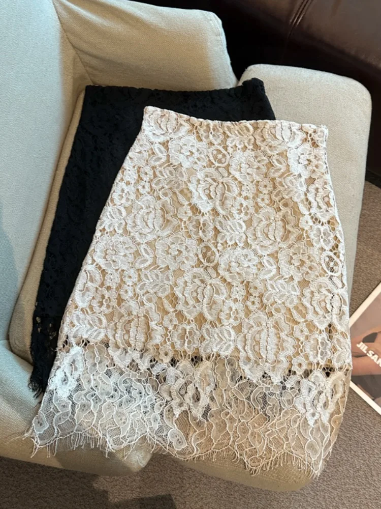 Elegant Lace Splice A-Line Skirt Women's Summer Fashion High Waist Lace Fabric Embroidery Detail Standard Fit Citywalk
Elegant Lace Splice A-Line Skirt Women's Summer Fashion High Waist Lace Fabric Embroidery Detail Standard Fit Citywalk
