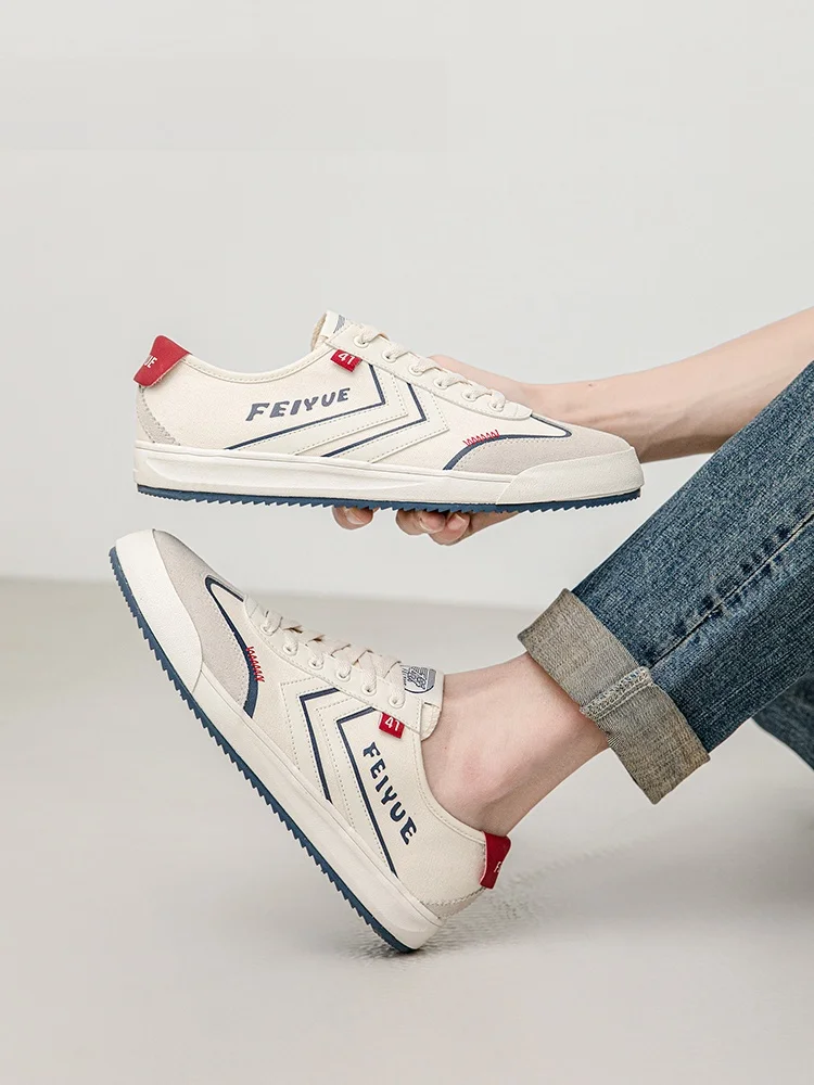 Feiyue мужские дышащие повседневные кроссовки на плоской подошве, новые летние модные белые кроссовки с круглым носком, удобные кроссовки на резиновой подошве 
Feiyue мужские дышащие повседневные кроссовки на плоской подошве, новые летние модные белые кроссовки с круглым носком, удобные кроссовки на резиновой подошве