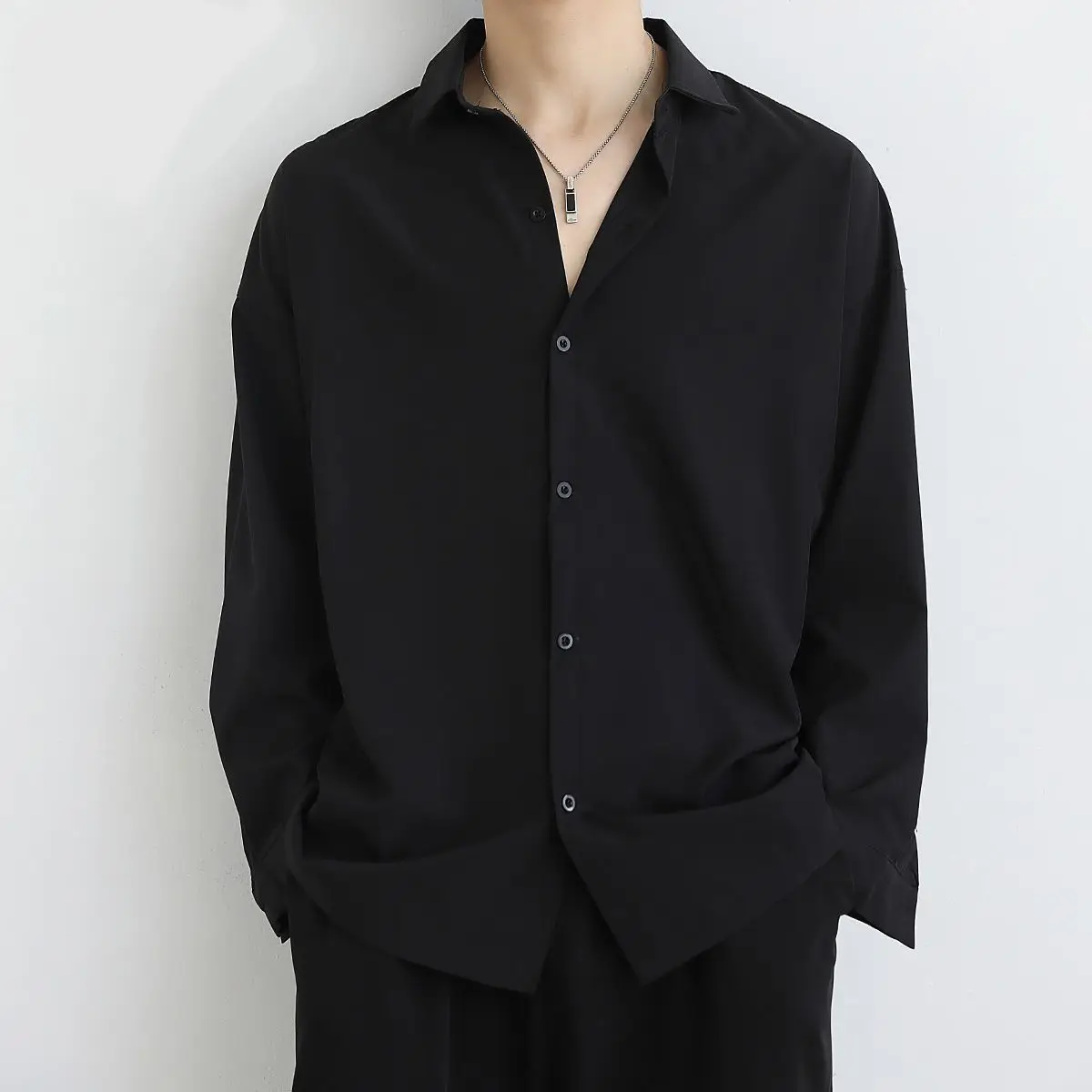 Preppy Style Men Clothing Solid Smooth Shirts Korean Fashion Streetwear Spring Summer Ice Silk Oversized Casual Long Sleeve Tops
Preppy Style Men Clothing Solid Smooth Shirts Korean Fashion Streetwear Spring Summer Ice Silk Oversized Casual Long Sleeve Tops