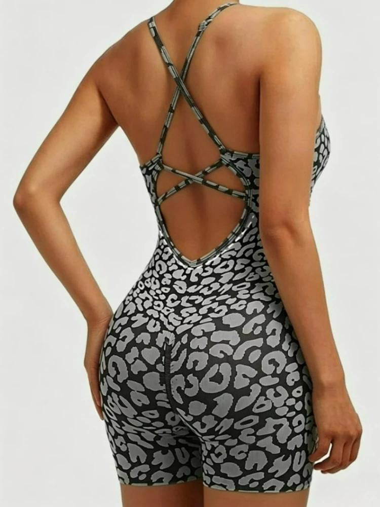 Fashion Casual Leopard Printed Gym Sporty Bodysuits Women Backless Tunics Yoga Overalls Ladies Sleeveless Running Fitness Tights
Fashion Casual Leopard Printed Gym Sporty Bodysuits Women Backless Tunics Yoga Overalls Ladies Sleeveless Running Fitness Tights