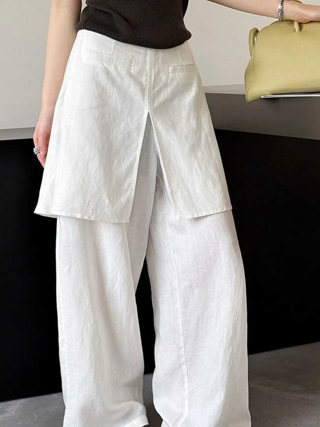 White Casual Pants Women's Wide Leg Loose Fit Chic Korean Style High Waist Straight Tube Pants Summer Breathable
White Casual Pants Women's Wide Leg Loose Fit Chic Korean Style High Waist Straight Tube Pants Summer Breathable