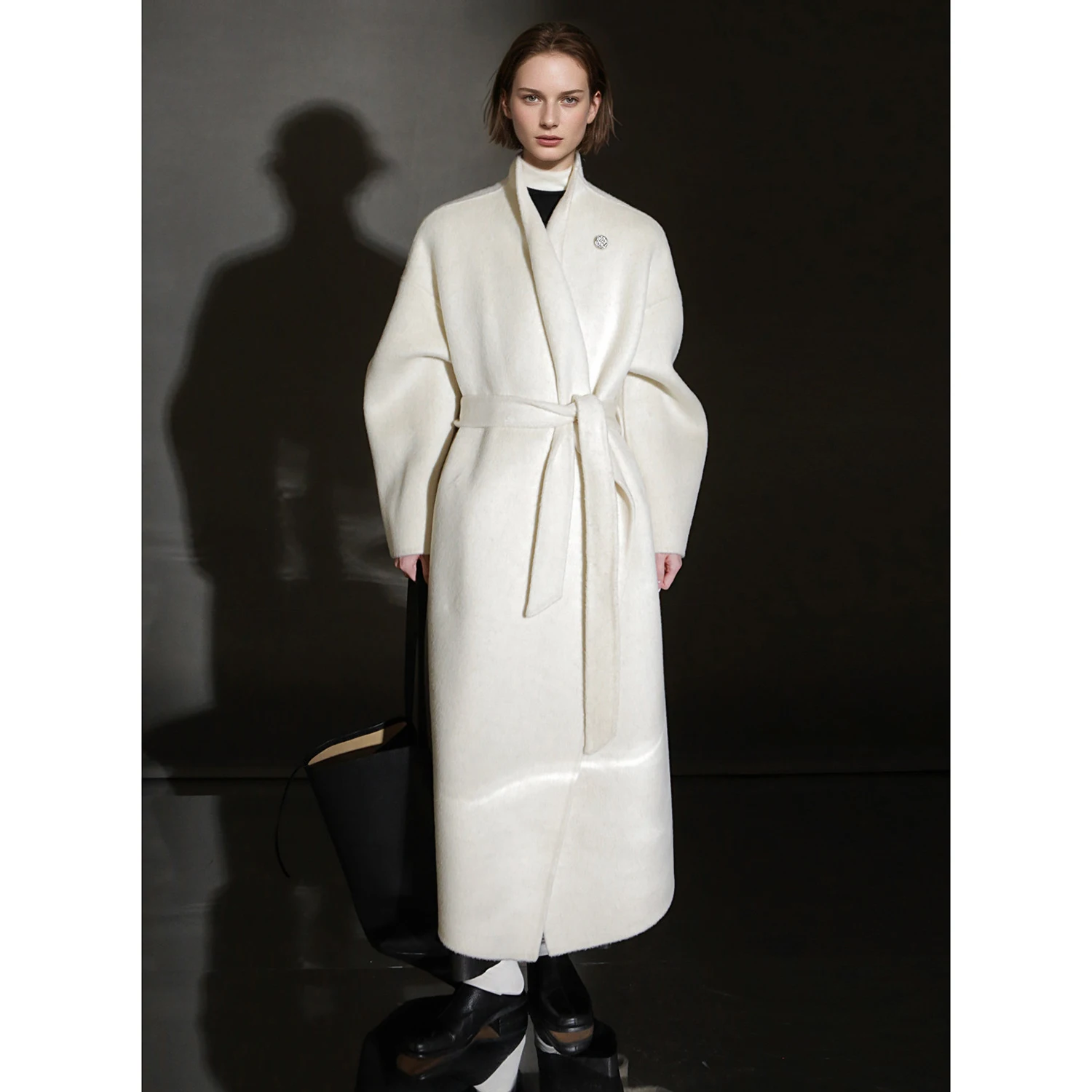 Allingentle Women's Long Blazer Woolen Luxury Jacket V-Neck Blazer for Cocktail Party Daily Outfits Customize
Allingentle Women's Long Blazer Woolen Luxury Jacket V-Neck Blazer for Cocktail Party Daily Outfits Customize