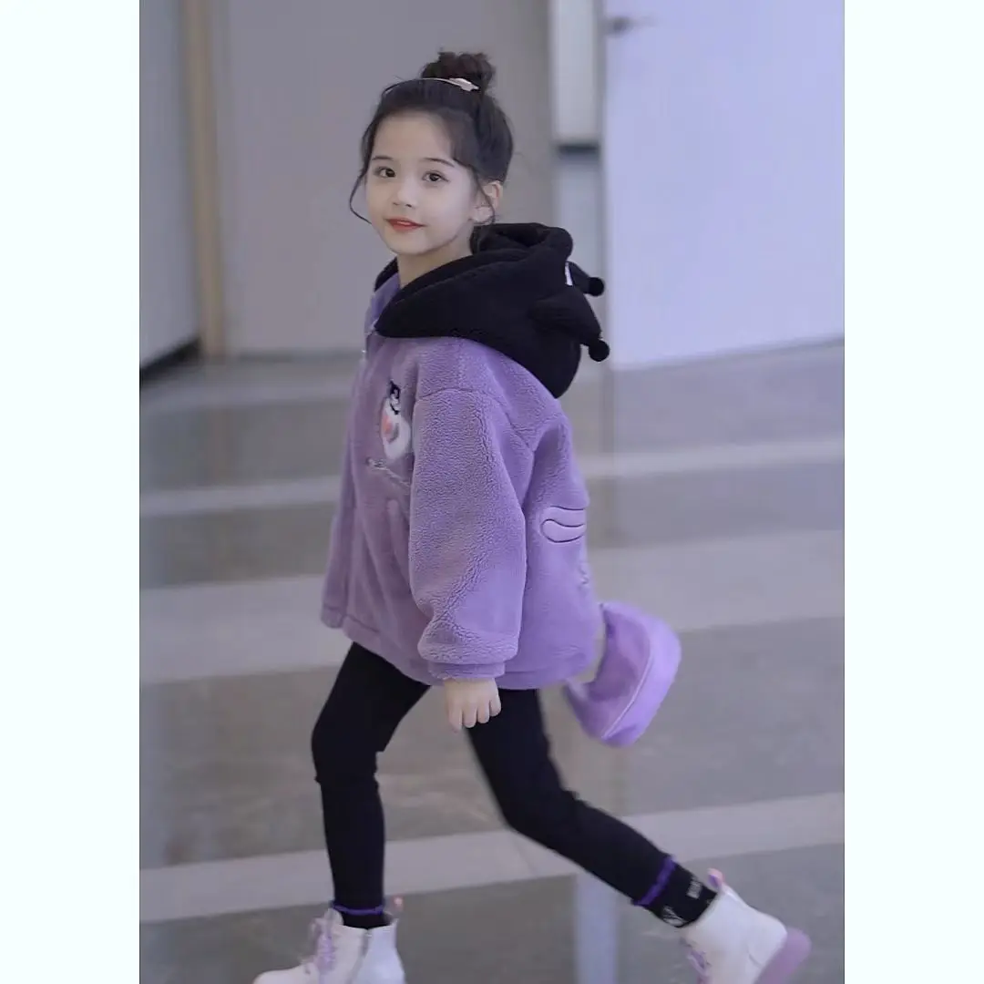 Sanrio Girls' Kulomi Woolen Sweater New Winter Plush Thickened Medium To Large Children's Cartoon Cake and Woolen Casual Coat
Sanrio Girls' Kulomi Woolen Sweater New Winter Plush Thickened Medium To Large Children's Cartoon Cake and Woolen Casual Coat