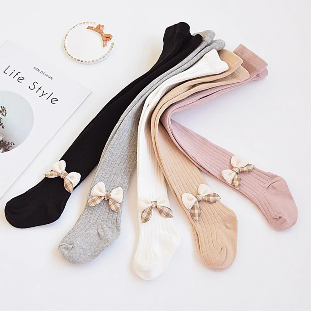Girls' pantyhose Spring and autumn thin wear foreign style with feet baby tights elastic foot fine cotton children's pantyhose
Girls' pantyhose Spring and autumn thin wear foreign style with feet baby tights elastic foot fine cotton children's pantyhose