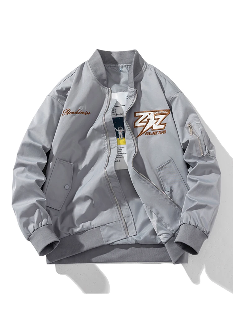 Свободная мужская бейсбольная куртка с винтажной вышивкой, верхняя одежда пилота, весна-осень-зима, американский Sle, повседневная мода
Свободная мужская бейсбольная куртка с винтажной вышивкой, верхняя одежда пилота, весна-осень-зима, американский Sle, повседневная мода