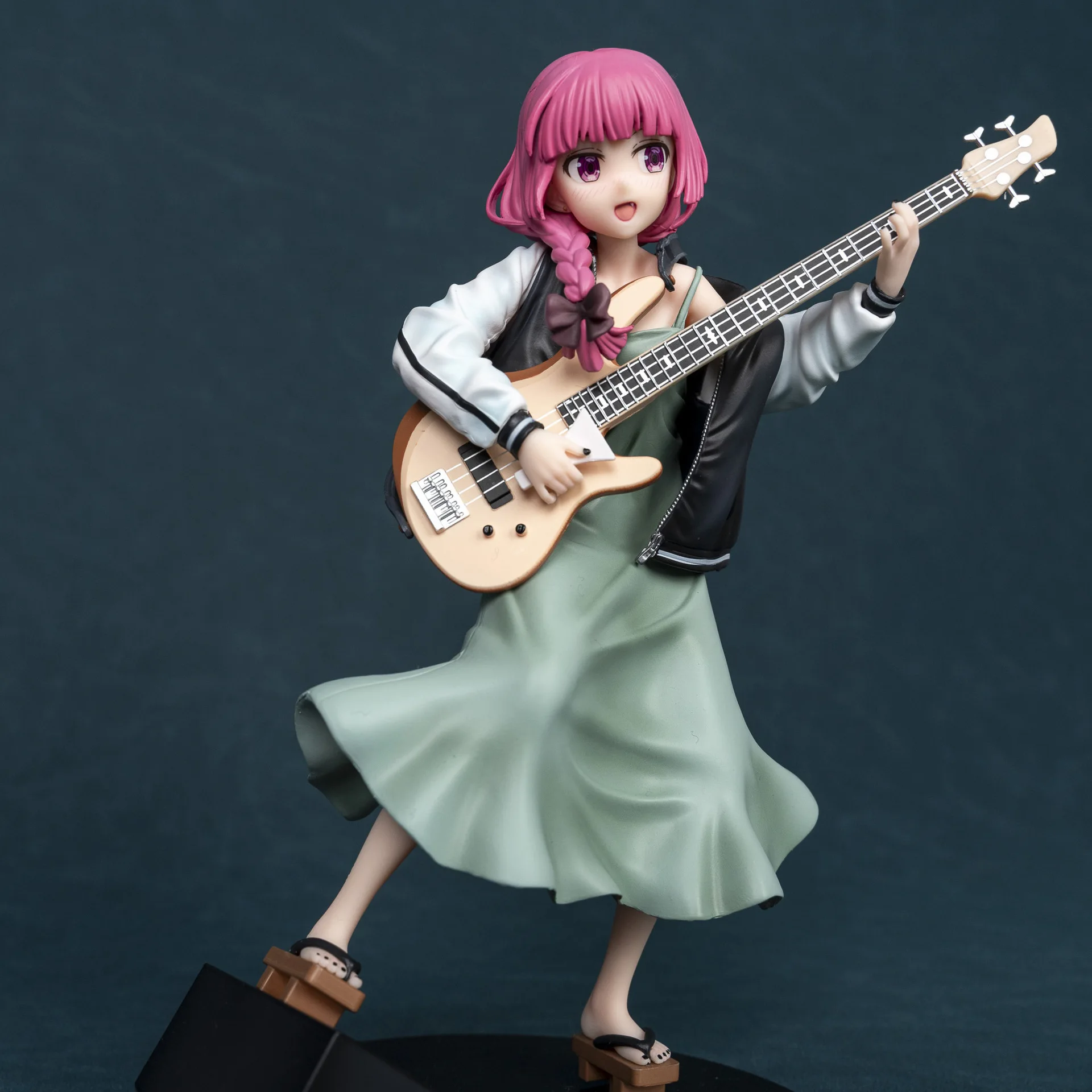 Anime Figure Kikuri Hiroi Bocchi The Rock Bass Guitar Pvc Model Japanese Anime Desktop Decoration For Collection Enthusiasts
Anime Figure Kikuri Hiroi Bocchi The Rock Bass Guitar Pvc Model Japanese Anime Desktop Decoration For Collection Enthusiasts