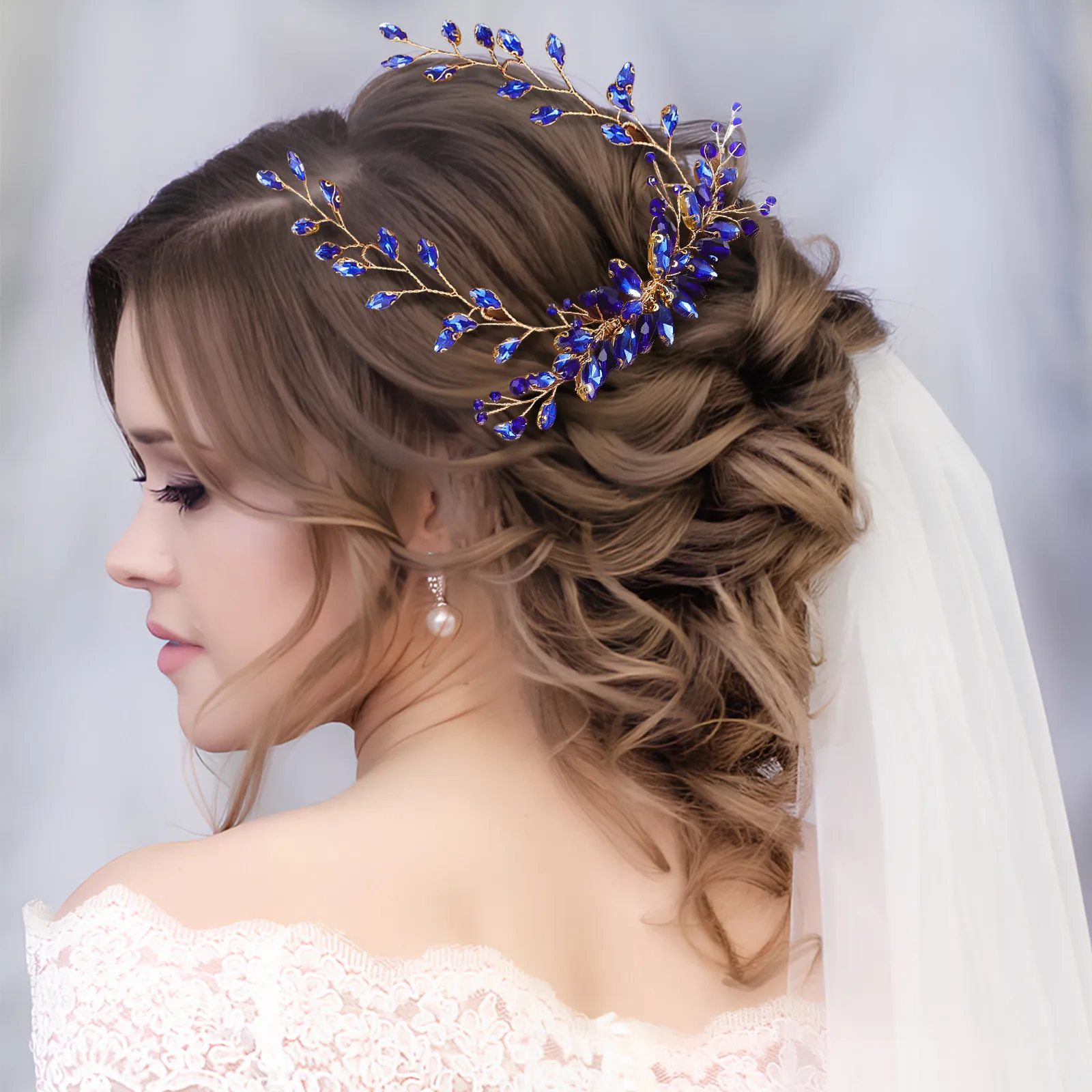 1Set Rhinestone Hair Comb Set Elegant U-Shaped Leaf Clips Decorative Pins for Wedding Bride Bridesmaids Hair Accessories
1Set Rhinestone Hair Comb Set Elegant U-Shaped Leaf Clips Decorative Pins for Wedding Bride Bridesmaids Hair Accessories